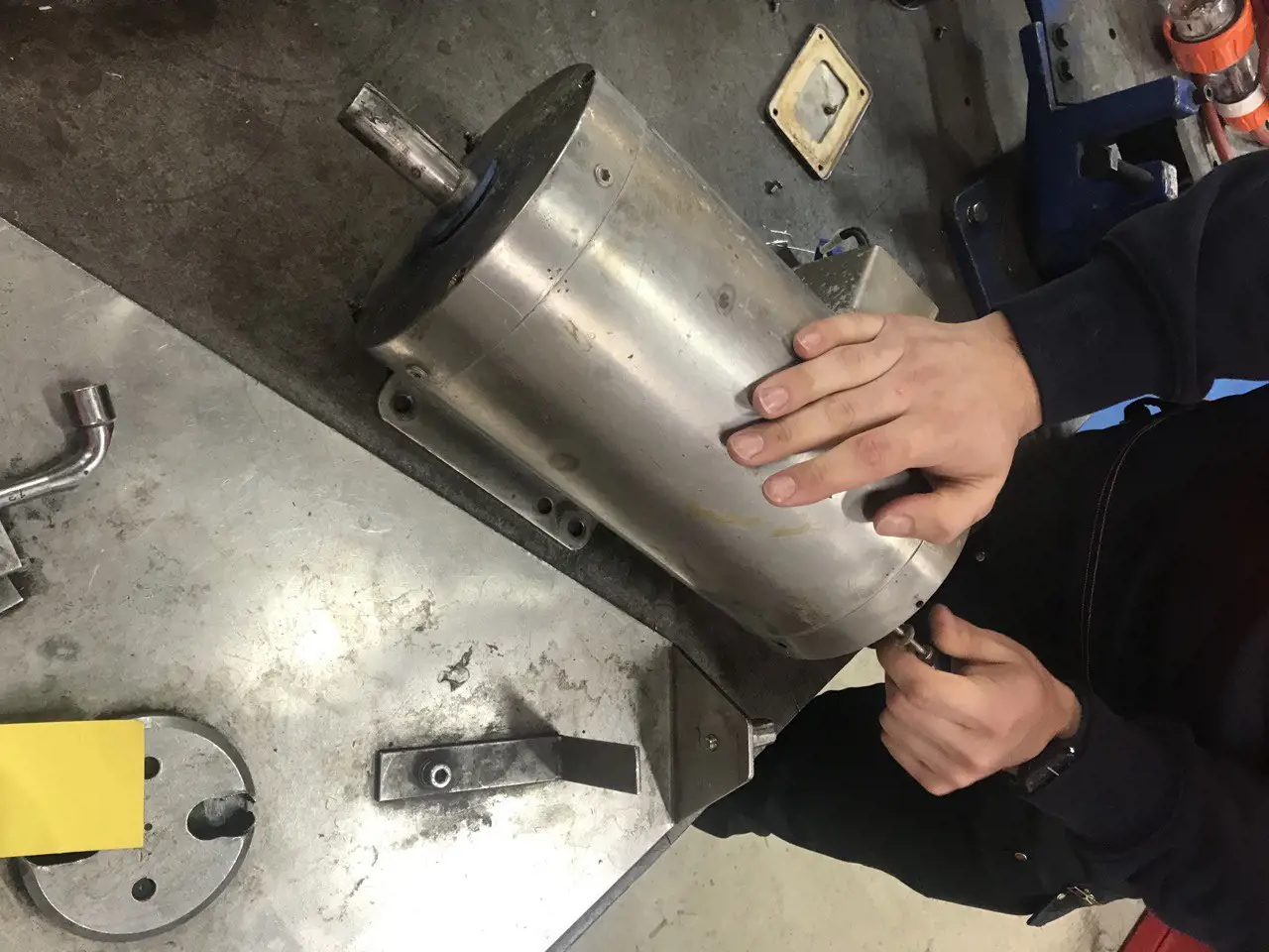 Overhauling And Repairing Special Motors And Gearboxes